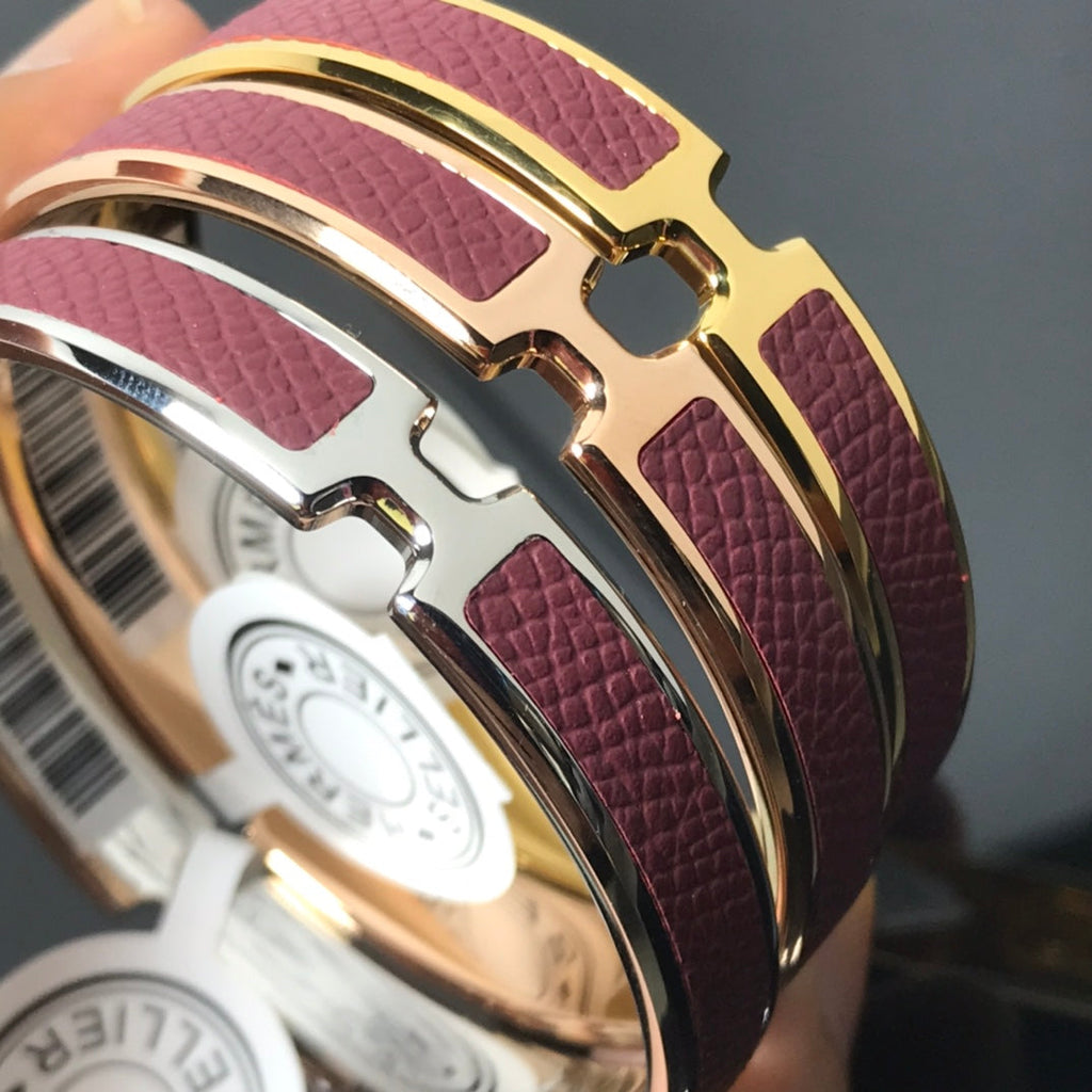 Hermes Olympe Rouge 18K Gold Bracelet