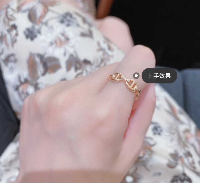 Hermes Chaine D'Ancre Enchainee 18K Gold Ring