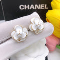 Chanel Flower Pearl 18K Gold Earrings