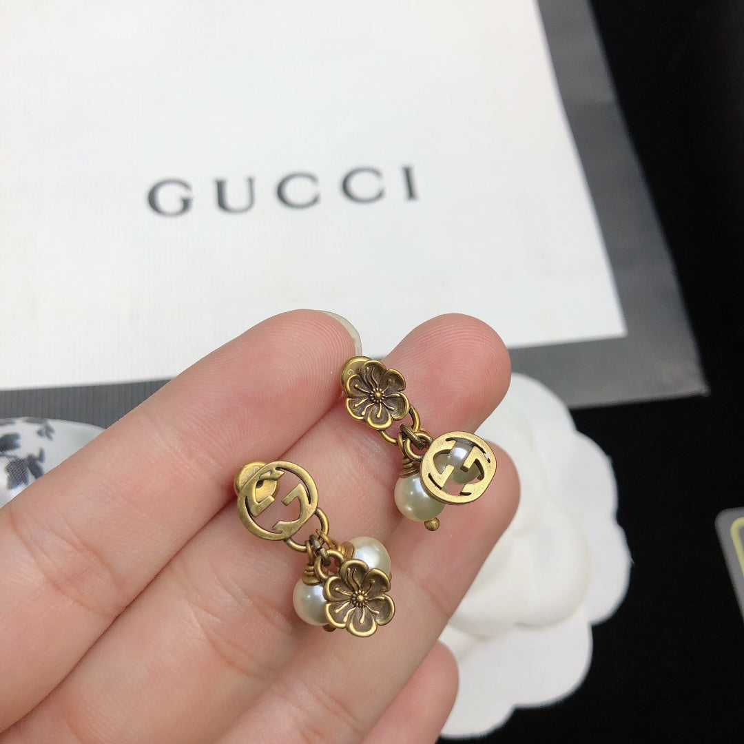 Gucci Double Flower & Pearl Pendant 18K Gold Earrings